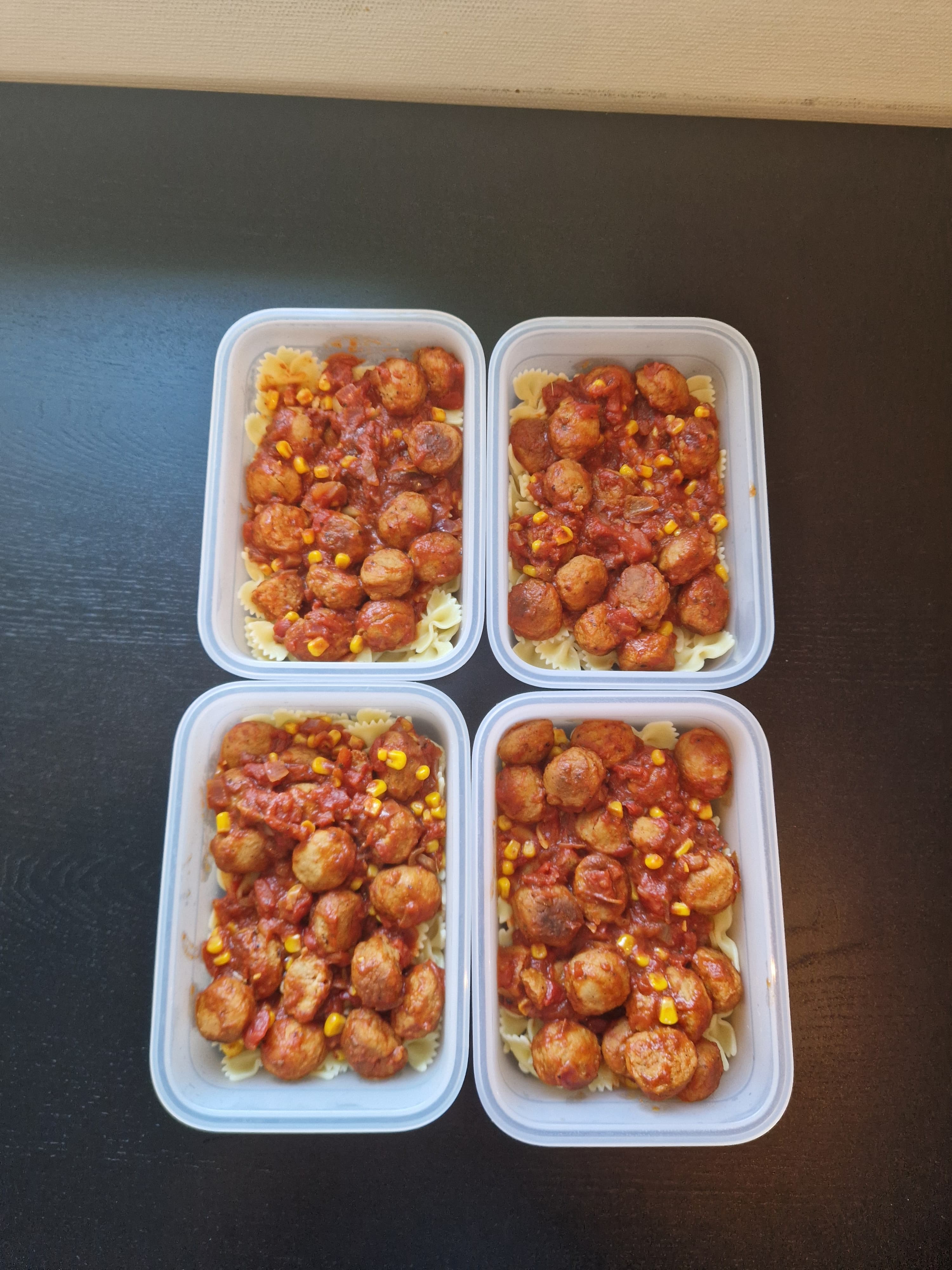 Bolognese med kjøttboller